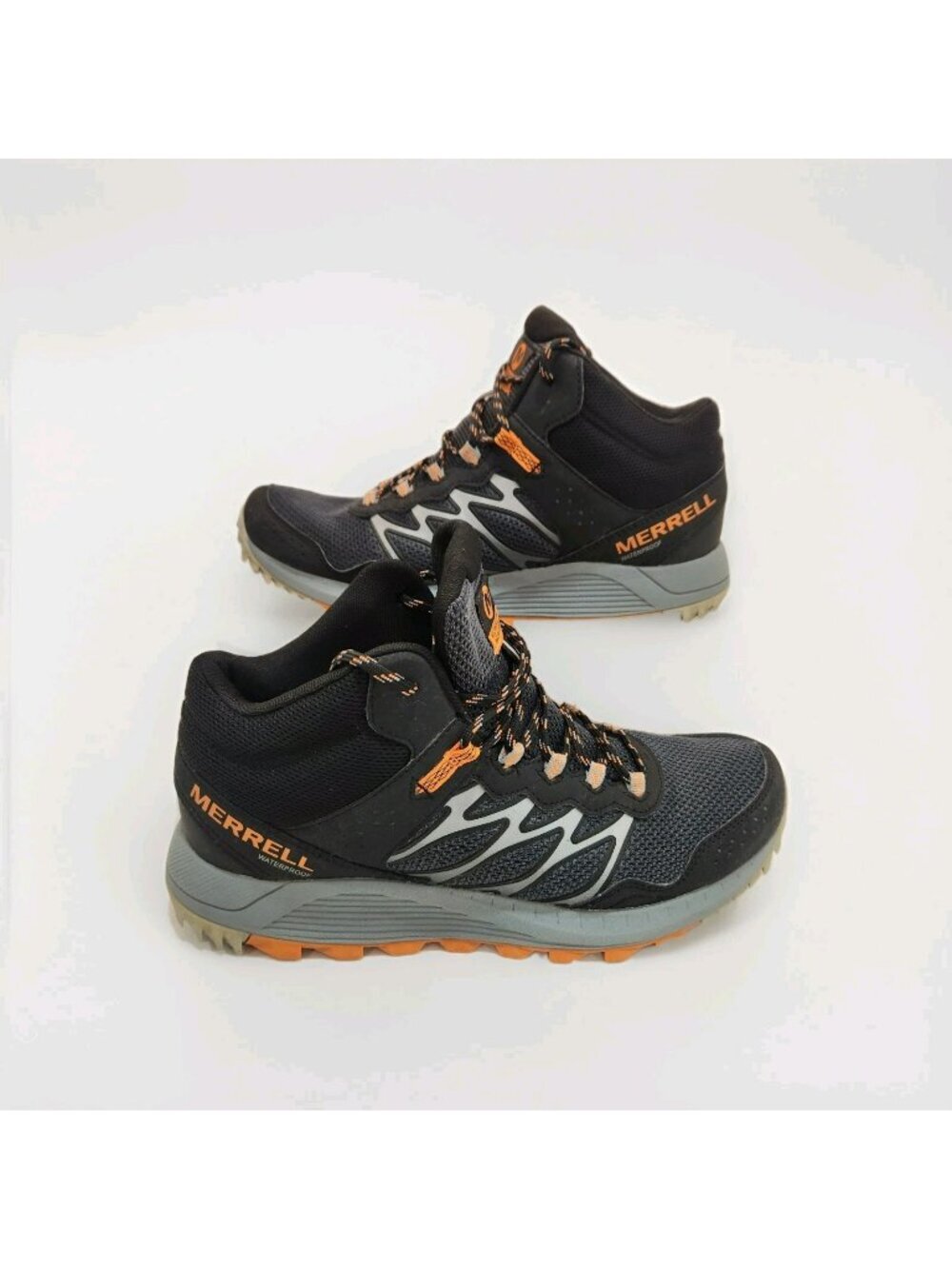 Merrell Wildwood Mid Waterproof Leather Hiking Boot Black Gray Orange Mens 9.5
